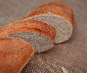 Для каждого из нас очень важно, чтобы хлеб сохранял свою свежесть на следующий день после покупки ? Но не мало значимости придает не только производство хлеба, но и его хранение ?